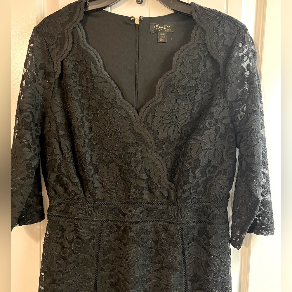 Black Lace Dress shin Length Medium